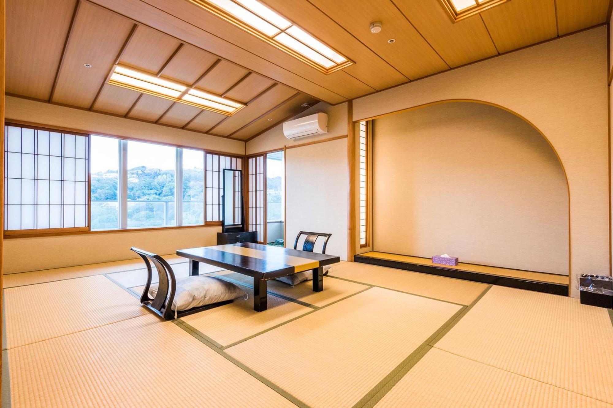 大江戸温泉物語　伊東ホテルニュー岡部 旅館 伊東市